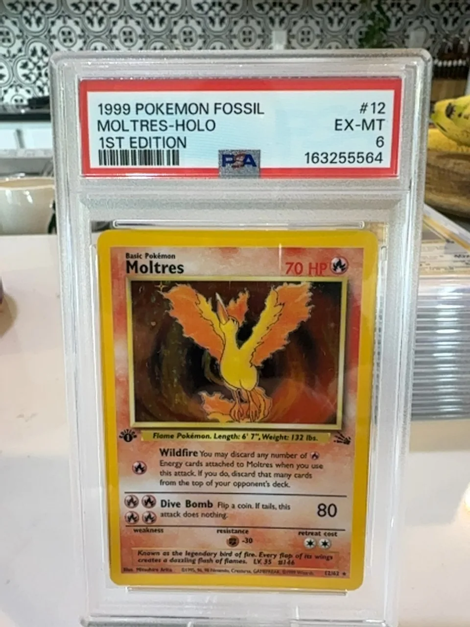 1999 Pokemon Fossil Moltres-Holo 1st Edition #12 PSA 6